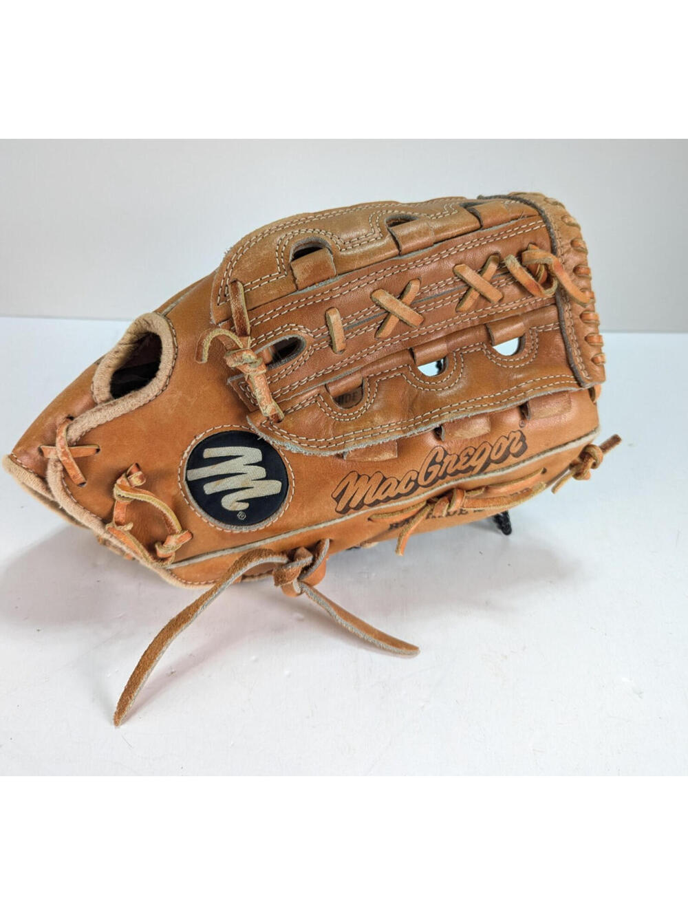 MacGregor Model Willie Wilson Flex Action RHT Deep Grip Pockets Steerhide MG40